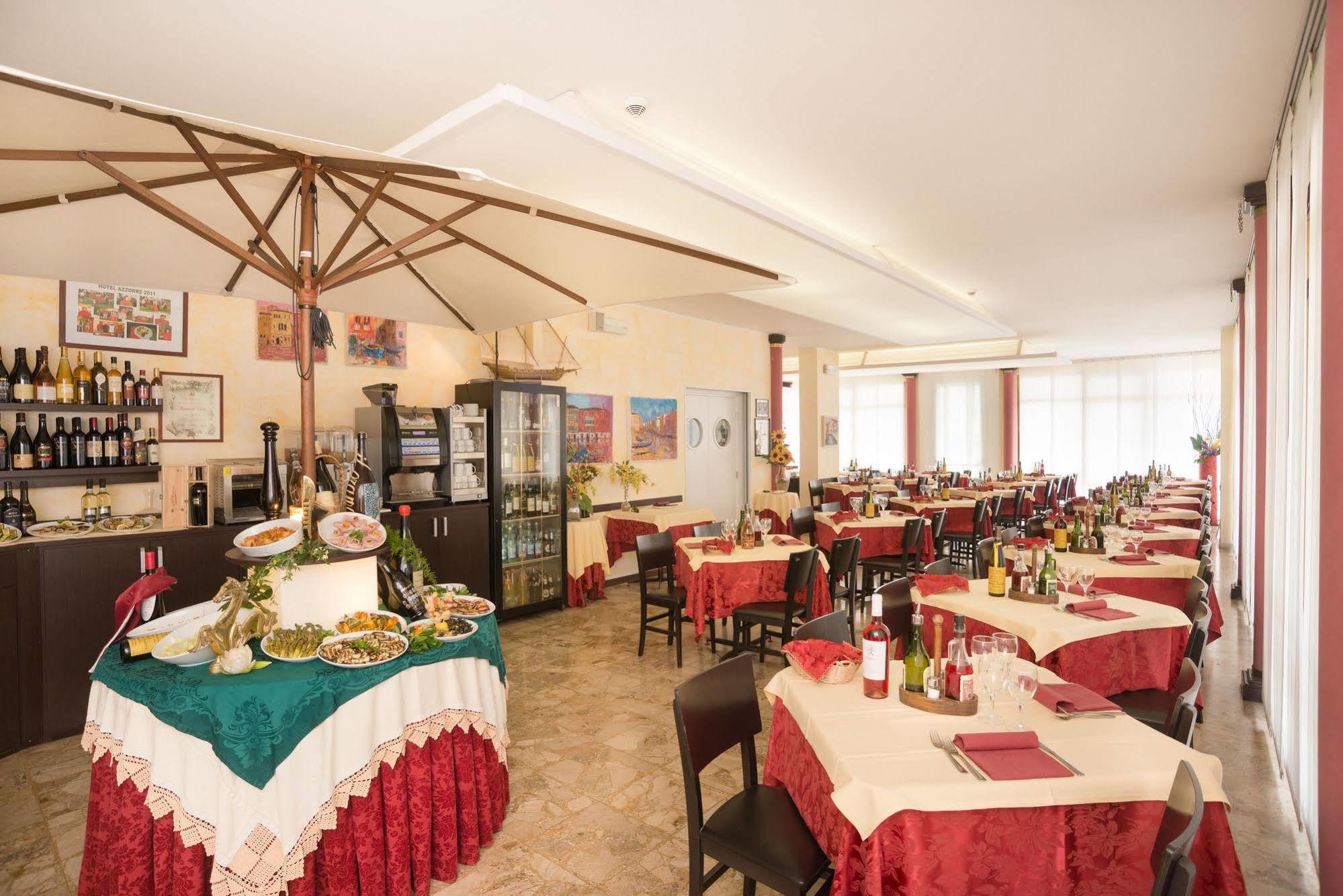 Hotel Azzorre Lido di Jesolo Kültér fotó